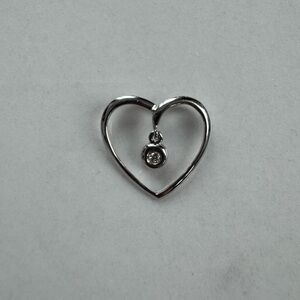 10K Solid White Gold Heart Pendant with Floating Diamond